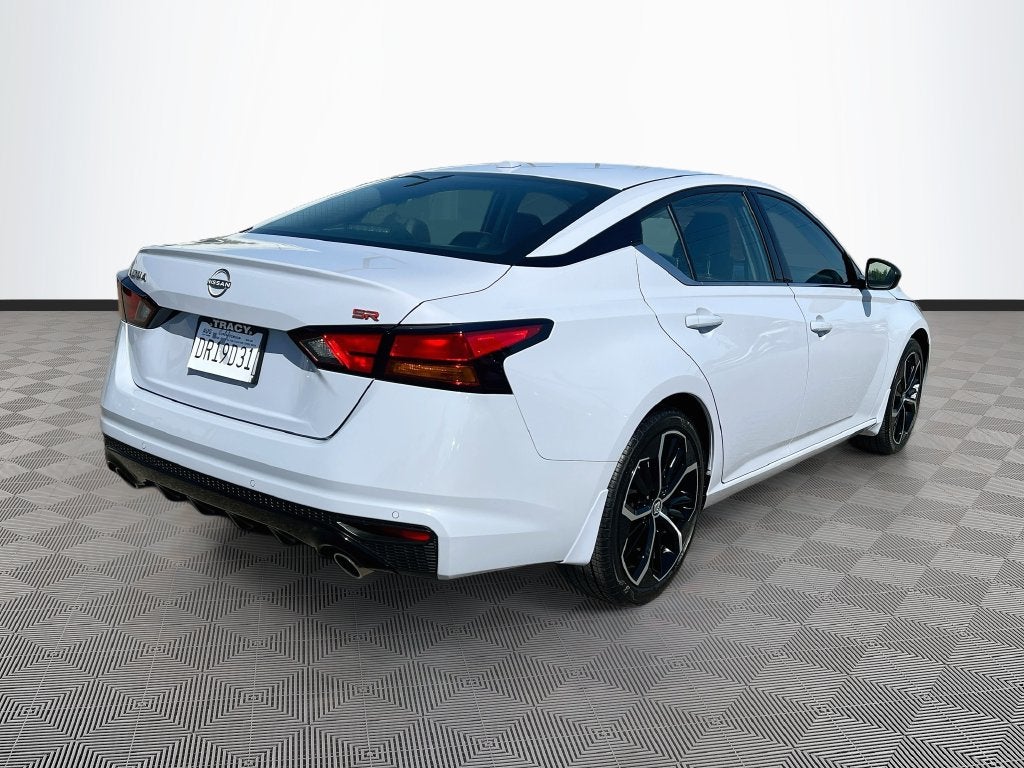2025 Nissan Altima 2.5 SR