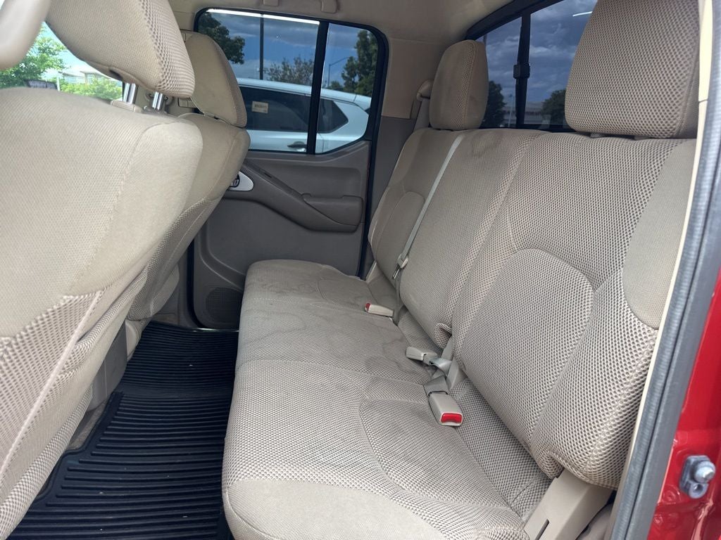 2015 Nissan Frontier SV