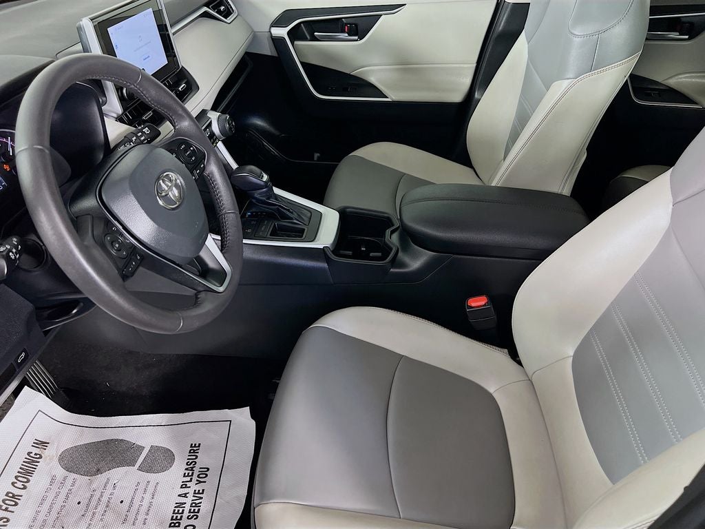 2023 Toyota RAV4 XLE Premium