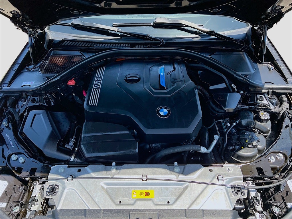 2023 BMW 3 Series 330e iPerformance