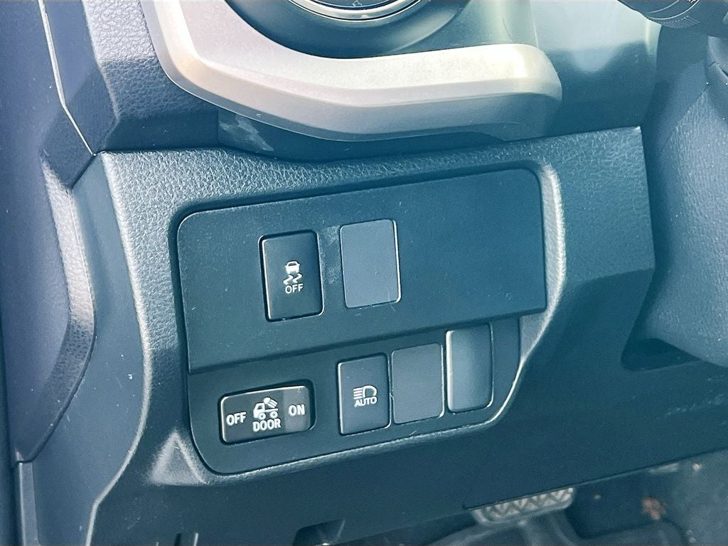 2022 Toyota Tacoma V6