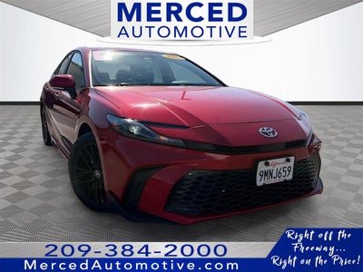 2025 Toyota Camry SE