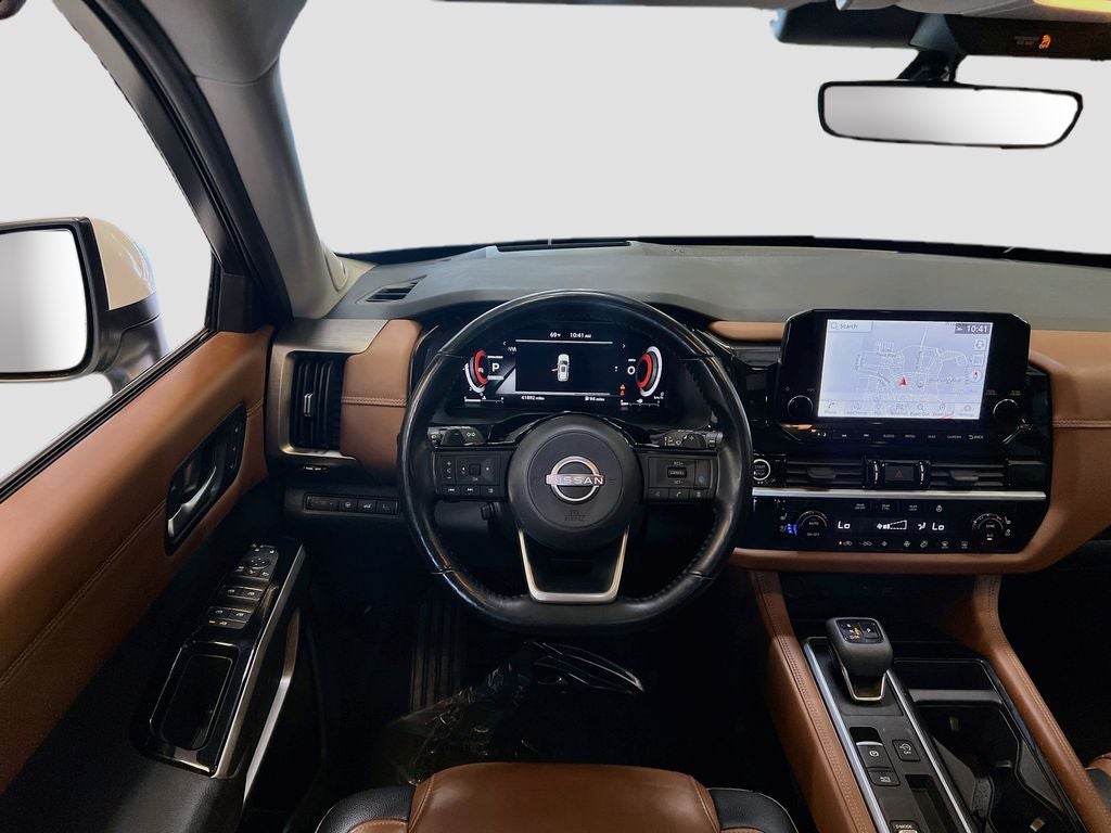 2023 Nissan Pathfinder Platinum
