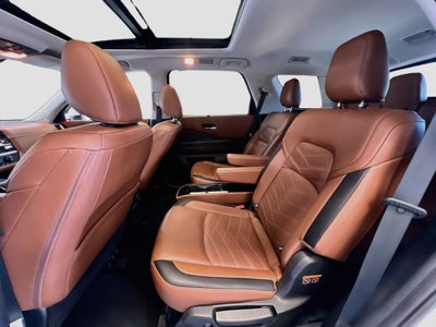2023 Nissan Pathfinder Platinum