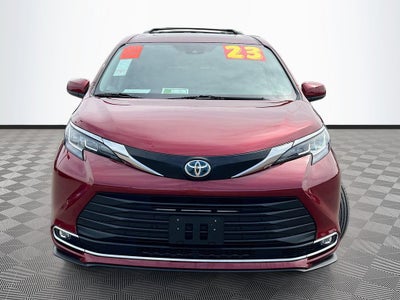 2023 Toyota Sienna XLE 7 Passenger