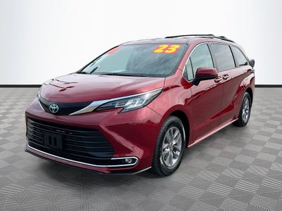 2023 Toyota Sienna XLE 7 Passenger