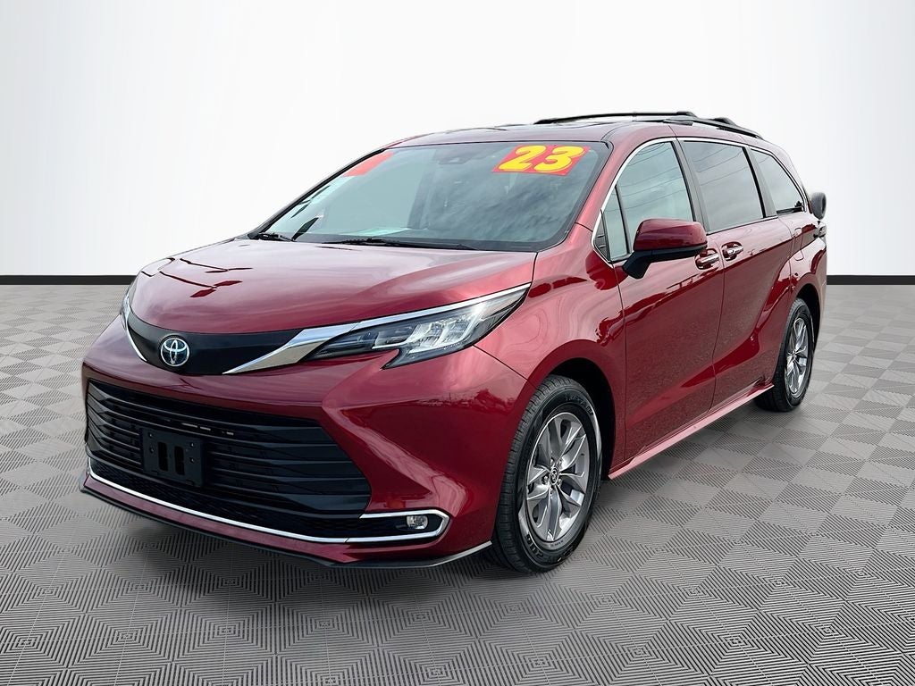 2023 Toyota Sienna XLE 7 Passenger