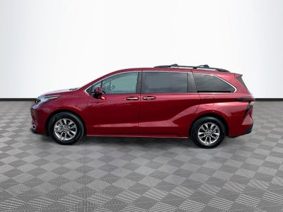 2023 Toyota Sienna XLE 7 Passenger