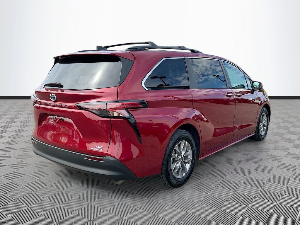2023 Toyota Sienna XLE 7 Passenger