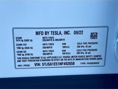 2022 Tesla Model S Base