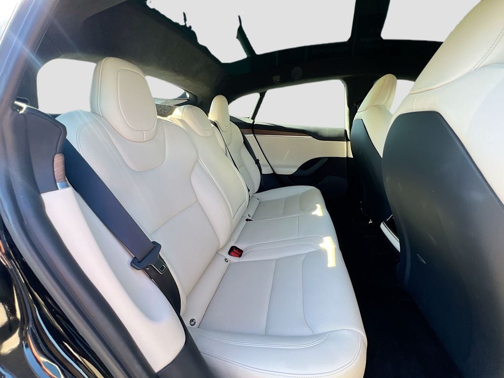 2022 Tesla Model S Base
