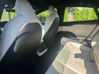 2022 Tesla Model S Base