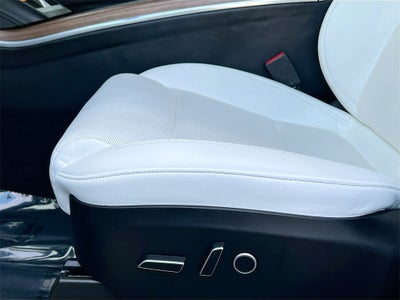 2022 Tesla Model X Base