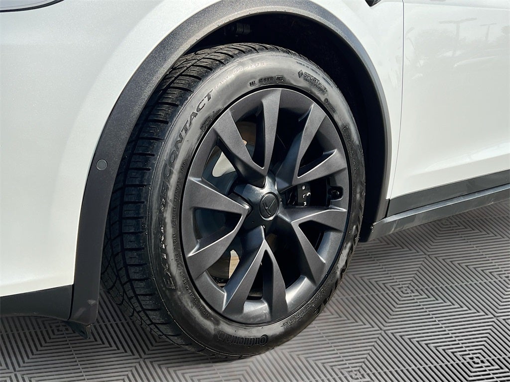 2022 Tesla Model X Base