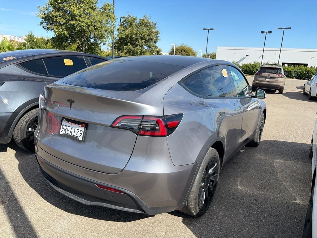 2025 Tesla Model Y Long Range