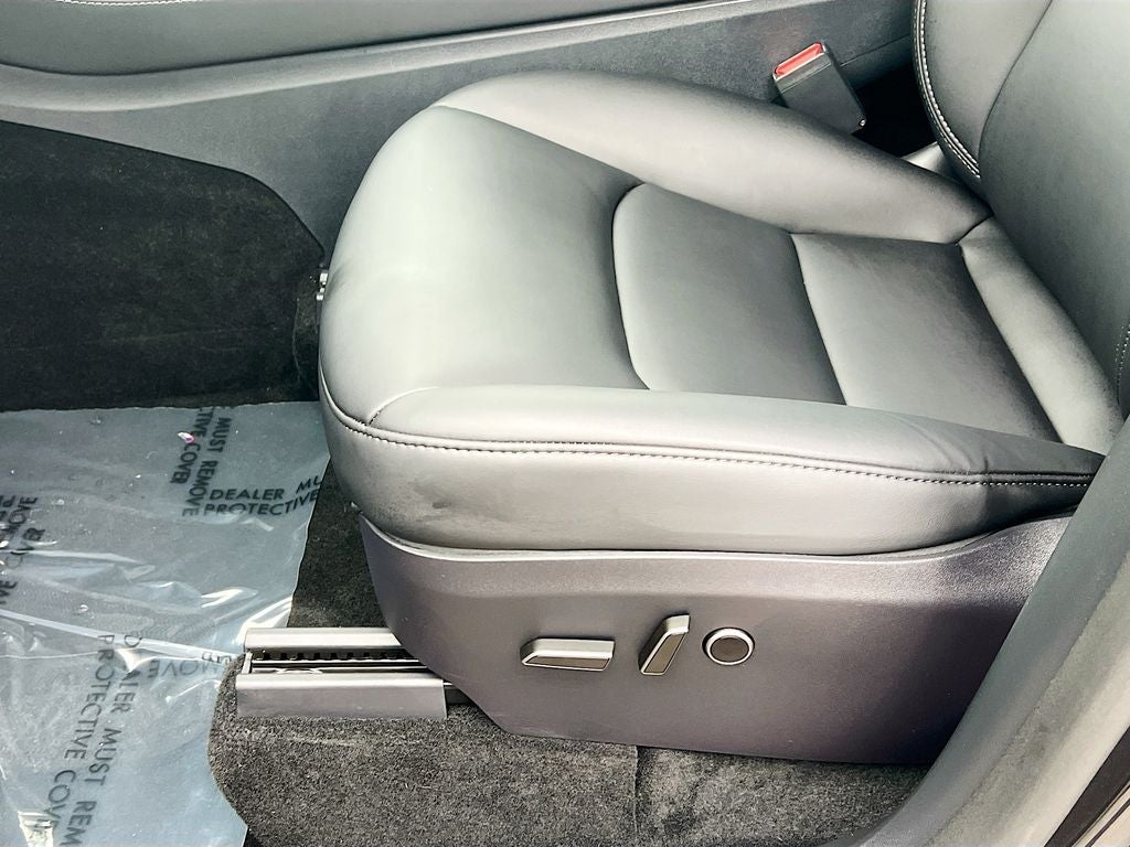 2025 Tesla Model Y Long Range