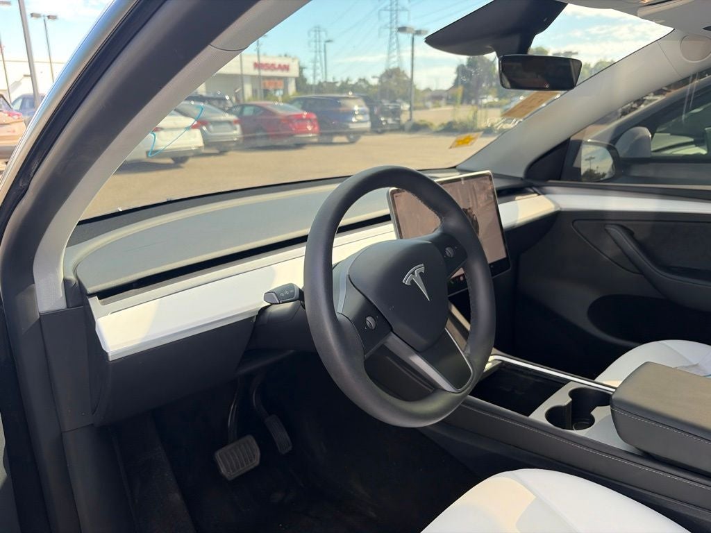 2025 Tesla Model Y Long Range