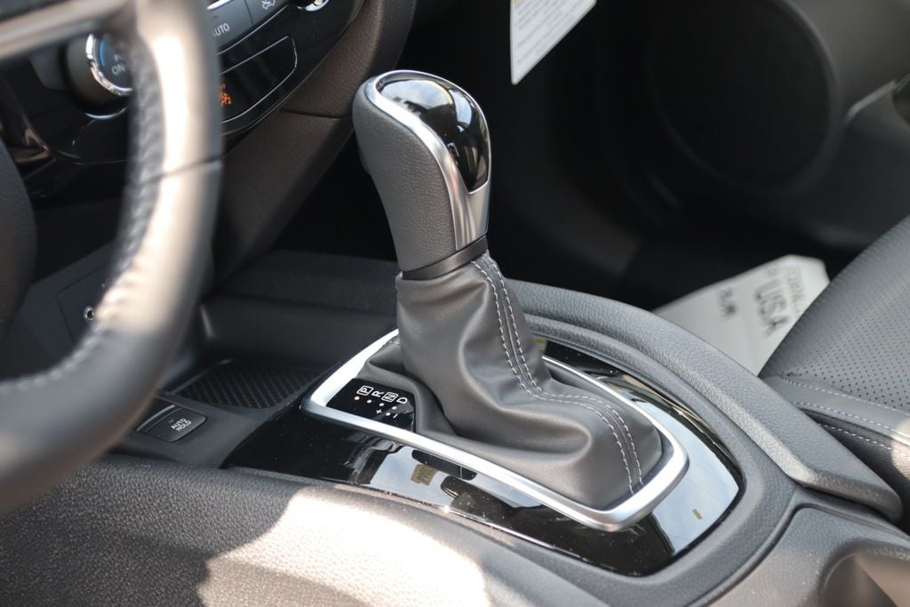 2022 Nissan Rogue Sport SL