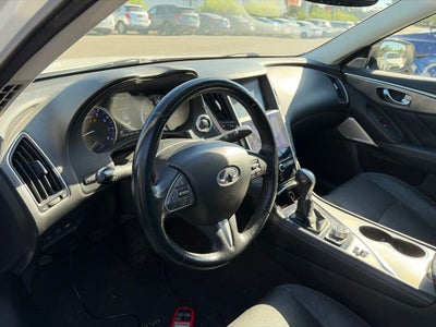 2017 INFINITI Q50 2.0t Premium