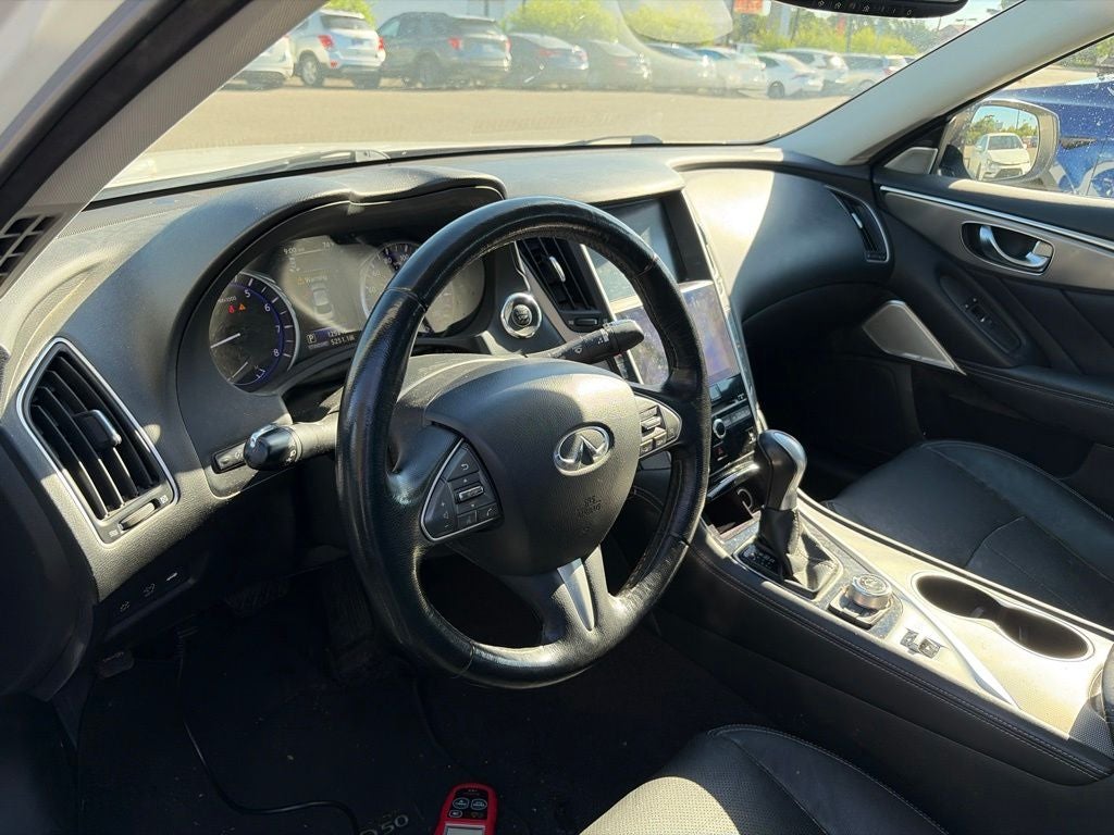 2017 INFINITI Q50 2.0t Premium