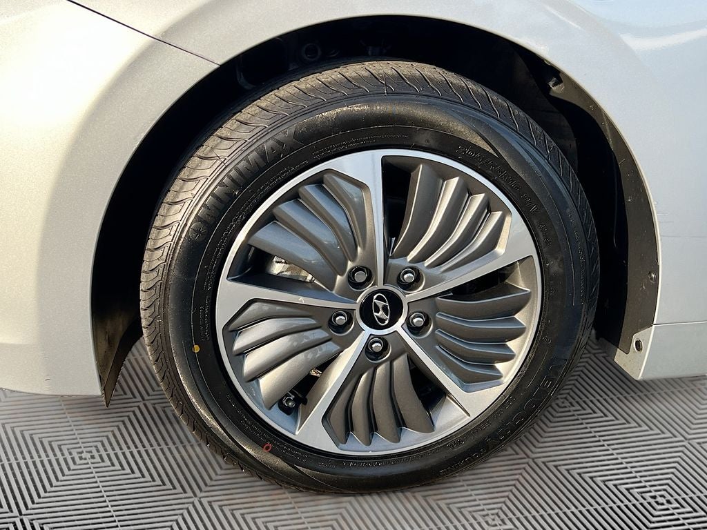 2022 Hyundai Ioniq Plug-In Hybrid SE