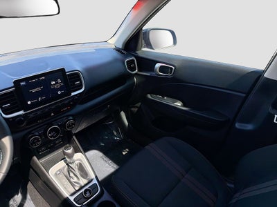 2022 Hyundai Venue SEL