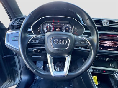 2022 Audi Q3 Premium quattro