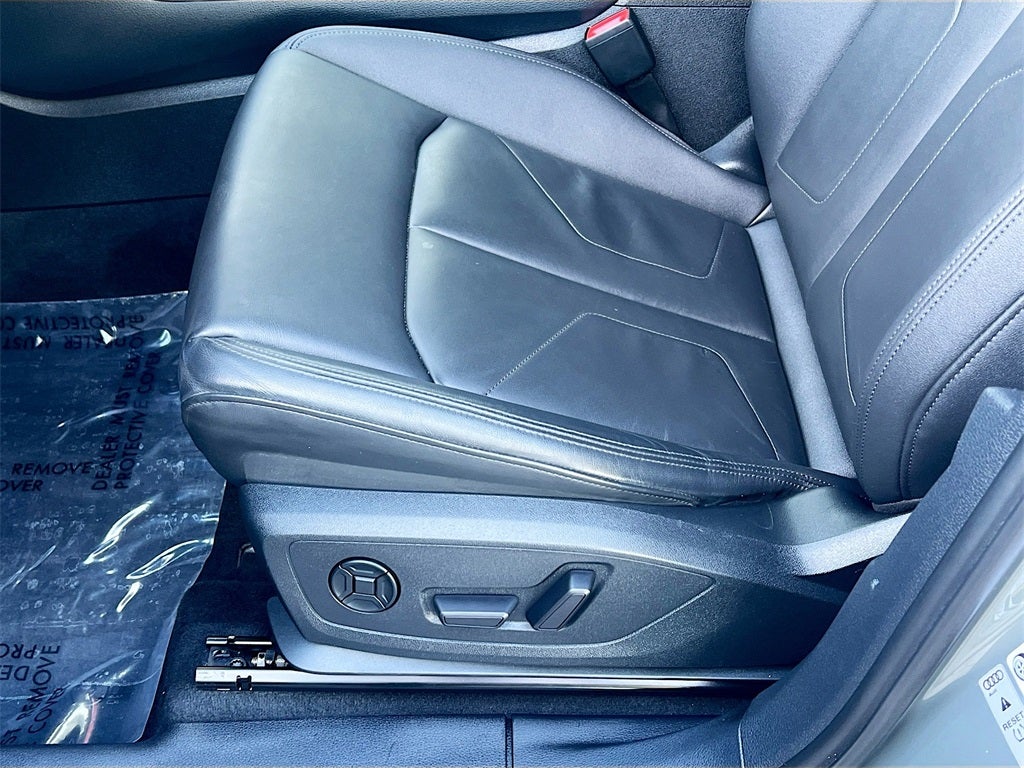 2022 Audi Q3 Premium quattro