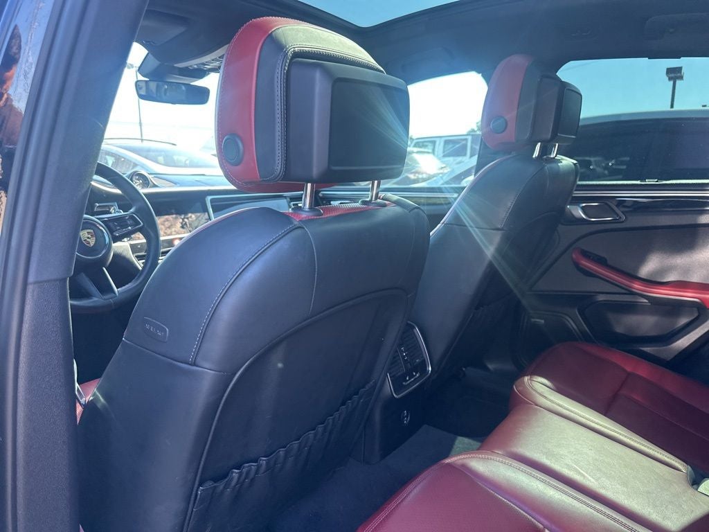 2024 Porsche Macan Base