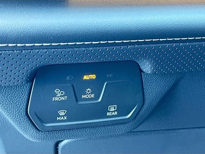 2024 Volkswagen Atlas Cross Sport 2.0T SEL Premium R-Line