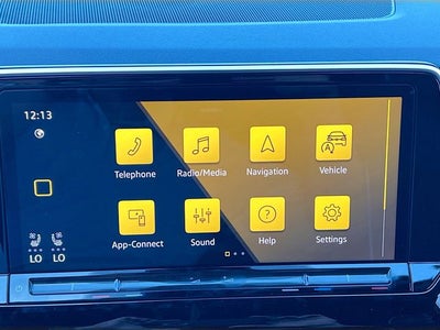 2024 Volkswagen Atlas Cross Sport 2.0T SEL Premium R-Line