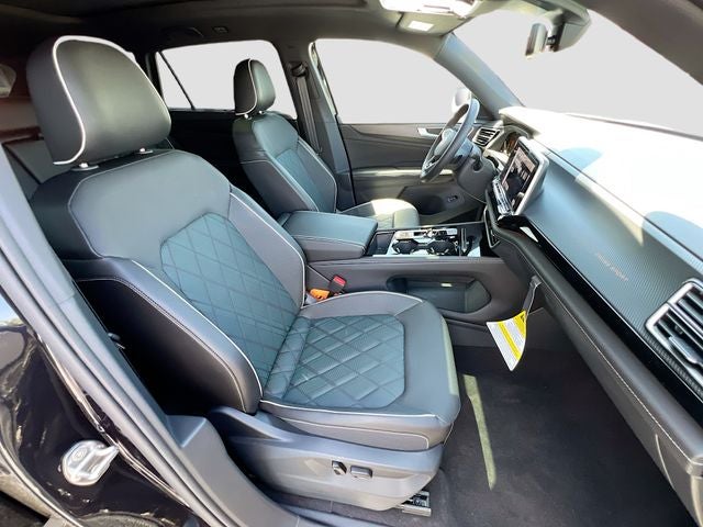 2024 Volkswagen Atlas Cross Sport 2.0T SEL Premium R-Line