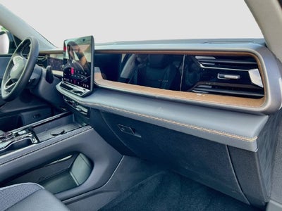 2027 Volkswagen Atlas 2.0T SE w/ Technology