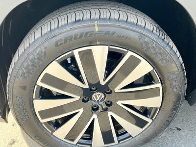2027 Volkswagen Atlas 2.0T SE w/ Technology