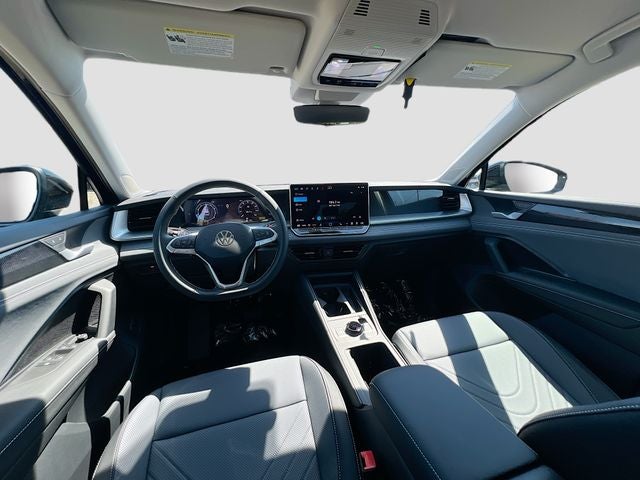 2025 Volkswagen Tiguan 2.0T SE