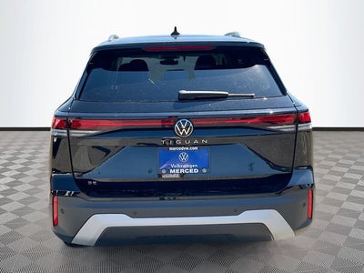 2025 Volkswagen Tiguan 2.0T SE