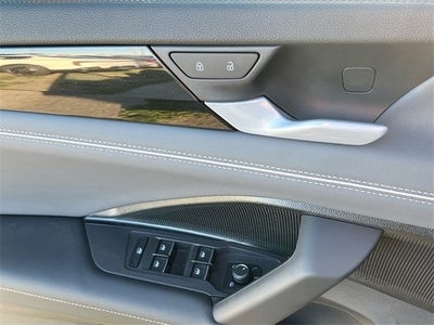 2026 Volkswagen Tiguan 2.0T SEL R-Line