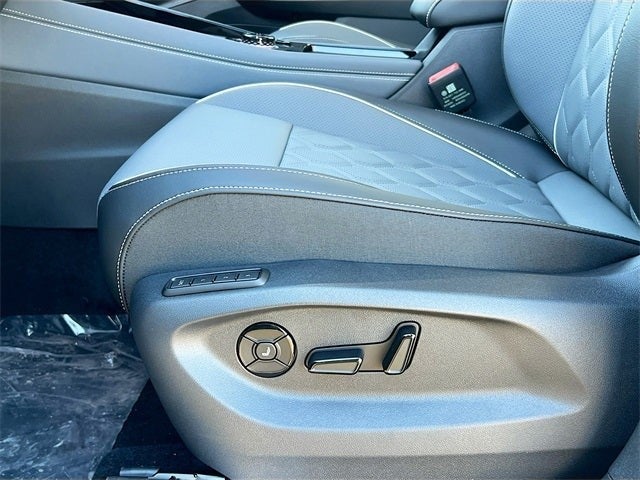 2026 Volkswagen Tiguan 2.0T SEL R-Line