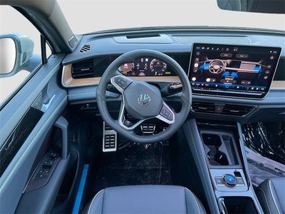 2026 Volkswagen Tiguan 2.0T SEL R-Line