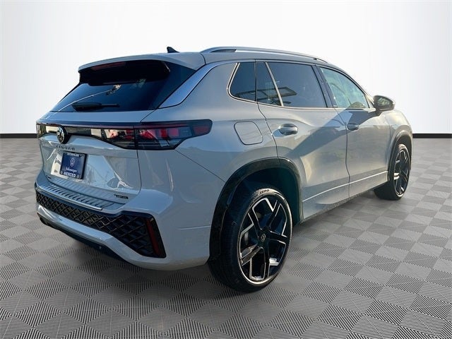 2026 Volkswagen Tiguan 2.0T SEL R-Line