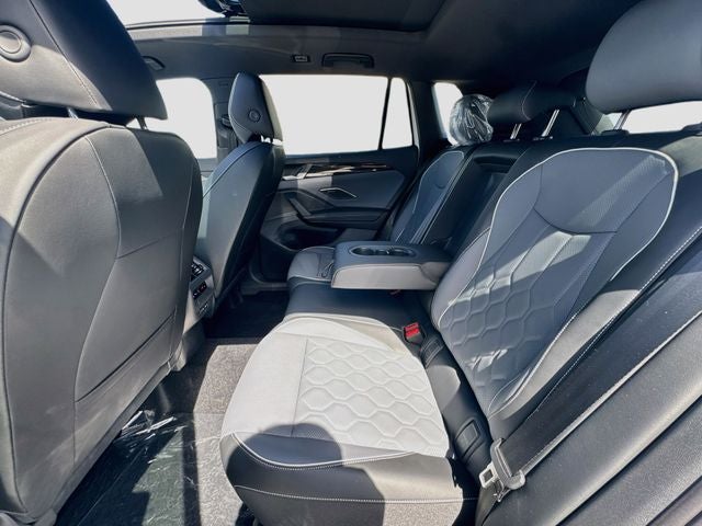 2026 Volkswagen Tiguan 2.0T SEL R-Line Turbo