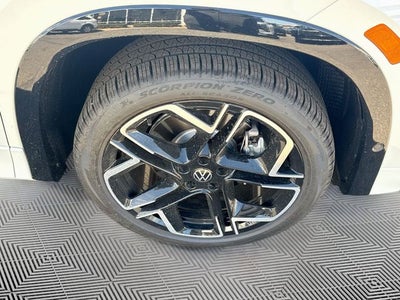 2026 Volkswagen Tiguan 2.0T SEL R-Line Turbo