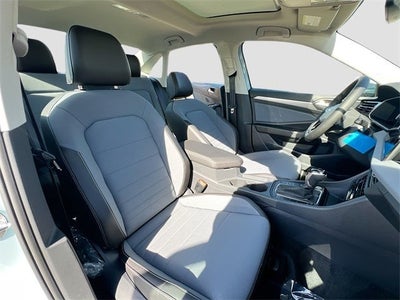 2025 Volkswagen Jetta 1.5T SE