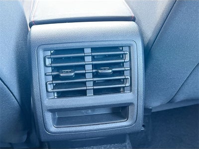 2024 Volkswagen Golf GTI 2.0T SE