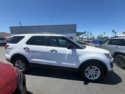 2017 Ford Explorer Base