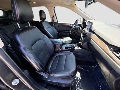 2020 Ford Escape Titanium