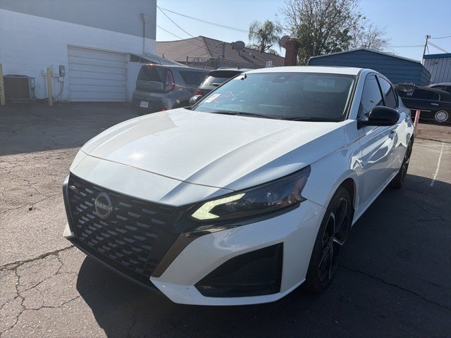 2023 Nissan Altima 2.5 SR
