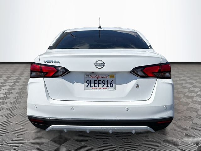 2024 Nissan Versa 1.6 S
