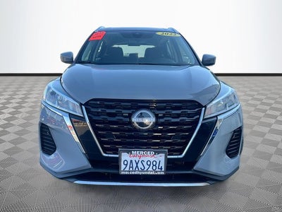 2022 Nissan Kicks SV