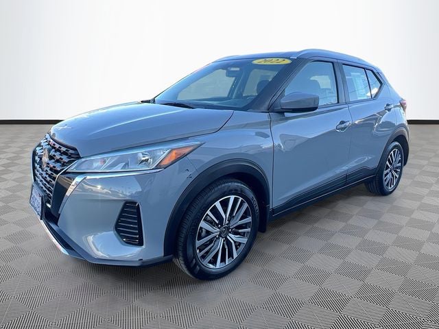 2022 Nissan Kicks SV